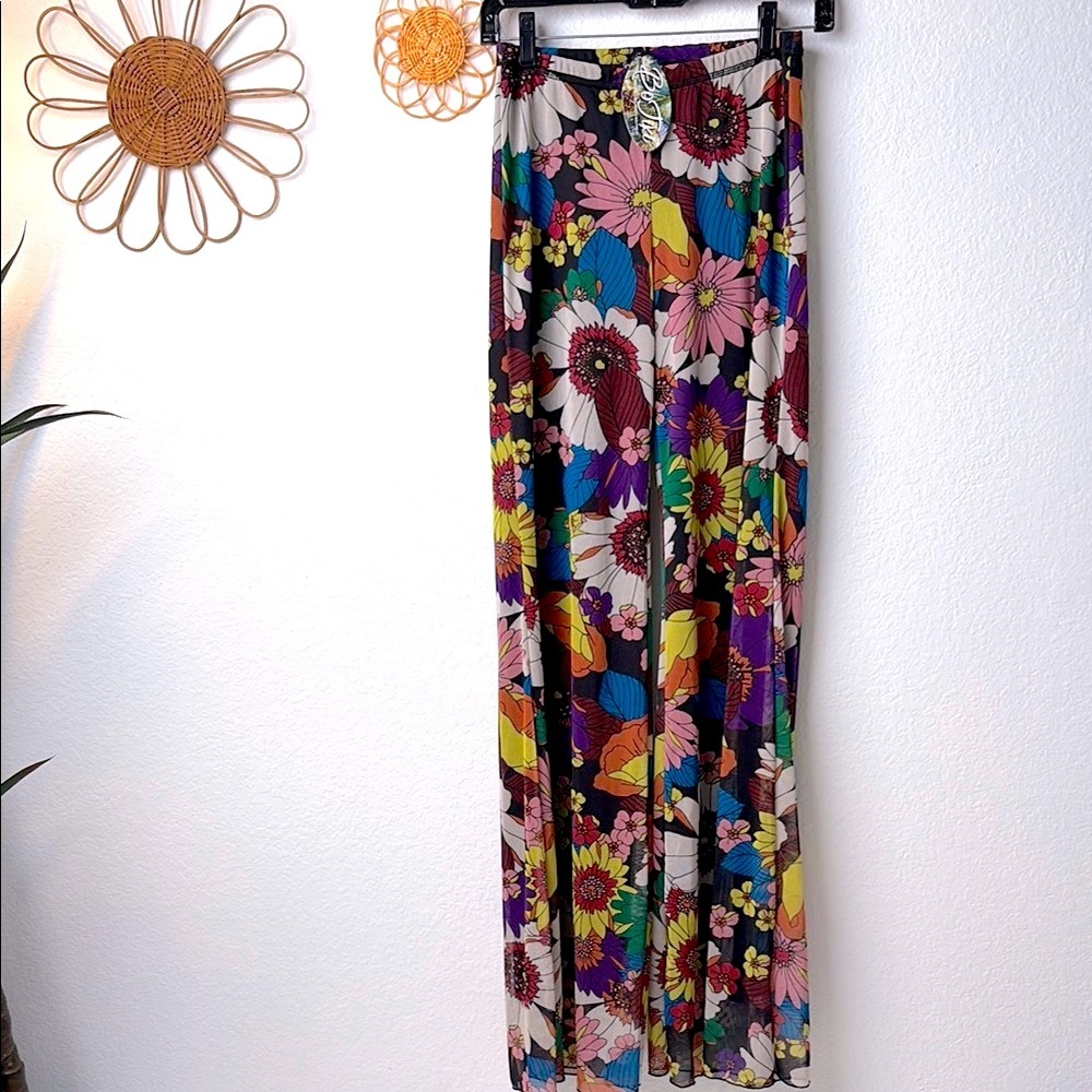 NWT Petit Pois by Vivian G Floral Multicolor Flared Pants - Picture 5 of 6